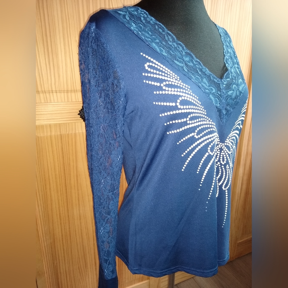 Blue Bird - Picture 7 of 7
